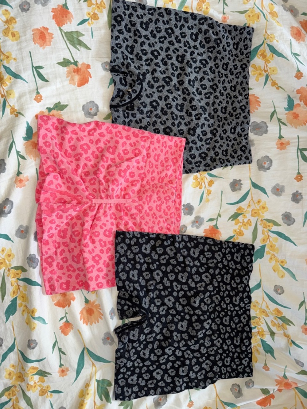 Set of 3 Leopard Print Seamless Shorts - Pink, Gray, Black